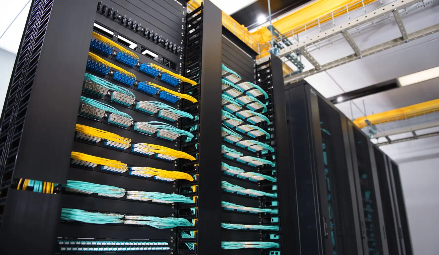 Structure Cabling 1536x891 1