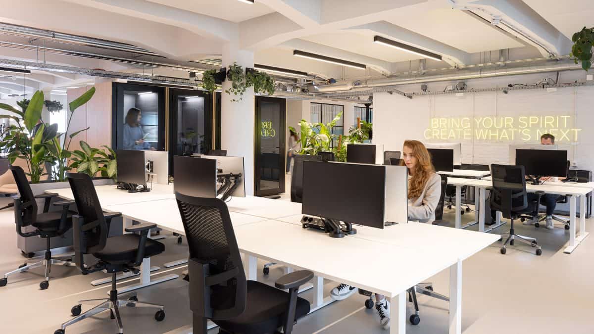 Structured Cabling Services in Dubai - Office Relocation